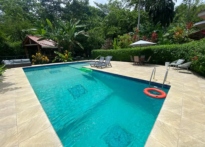 Finca Cristal Con Piscina Room Perezoso